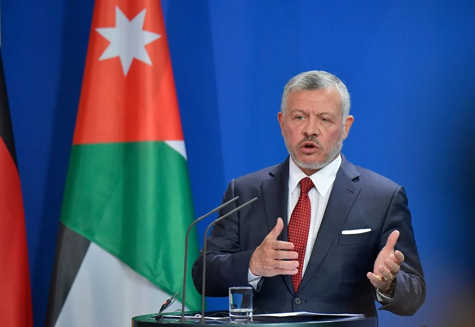 ملك الأردن يطالب بزيادة الجهود لإنهاء الحرب الإسرائيلية على غزة ملك الأردن يطالب بزيادة الجهود لإنهاء الحرب الإسرائيلية على غزة