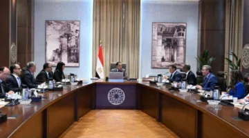 مدبولي يراقب جهود تأمين مياه الشرب للسكان في عدة مناطق بمحافظة البحر الأحمر