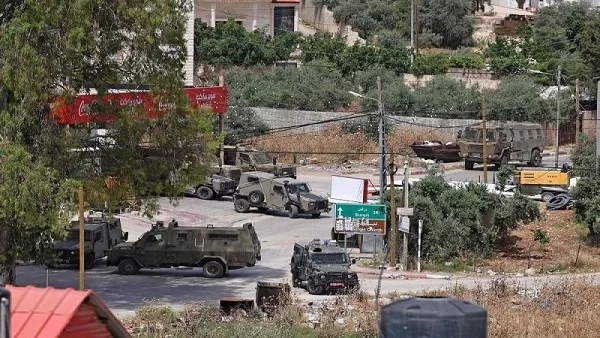 الجيش المحتل يبدأ تحقيقاً حول إطلاق نار من قواته على وفد دبلوماسي دولي الجيش المحتل يبدأ تحقيقاً حول إطلاق نار من قواته على وفد دبلوماسي دولي