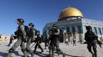 حماس تنبه من آثار تزايد اقتحامات المستوطنين للأقصى وقيامهم بطقوس السجود الاستفزازية