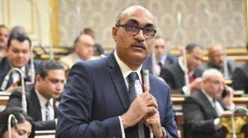 النائب إيهاب منصور يعارض مشروع قانون الإيجار: ضرورة تحقيق العدالة.