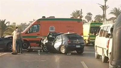 مصرع شخص في حادث تصادم بين سيارة ودراجة نارية بكرداسة