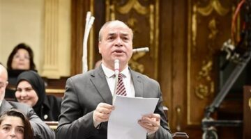 برلماني: مصر لها تاريخ بصناعة الدواء.. وآن الأوان لصناعة أدوية الأورام والسكر محليًا