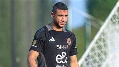 "غلط اللي بتعمله ".. شوبير ينتقد تصرف رامي ربيعة لاعب الأهلي بسبب مشجع أهلاوي "غلط اللي بتعمله ".. شوبير ينتقد تصرف رامي ربيعة لاعب الأهلي بسبب مشجع أهلاوي