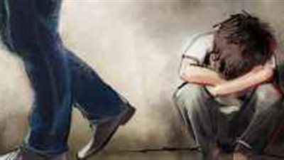 والد الطفل يحيى ضحية الاعتداء بمدرسة مصطفى كامل: المتهم قاله هموتك لو قلت لحد