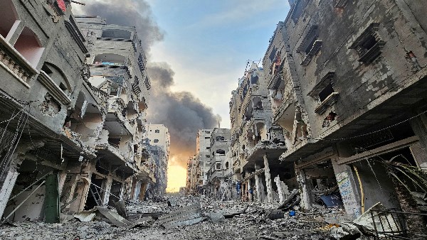 26 شهيدا في غارات الاحتلال على قطاع غزة منذ فجر اليوم