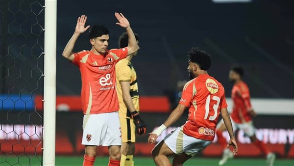 لاعب الأهلي الأسبق : مستوى بن شرقي ينخفض تدريجيًا