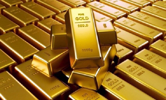 لليوم الثالث.. سعر الذهب العالمي يتراجع وسط صعود الدولار بعد انتكاسة طويلة