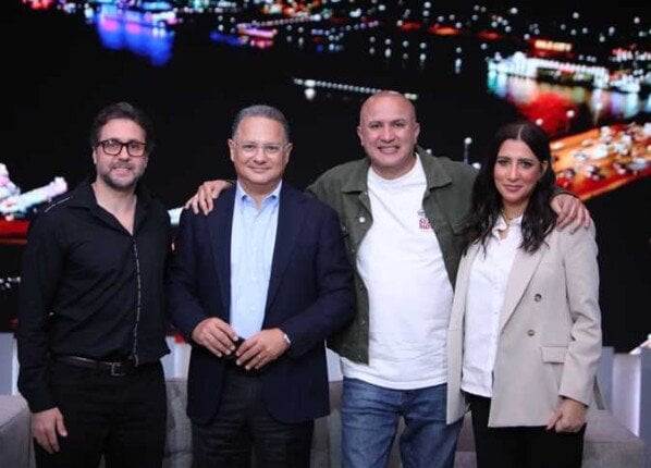 بعد قليل.. أبطال وصناع مسلسل أشغال شقة في ضيافة الإعلامي شريف عامر بعد قليل.. أبطال وصناع مسلسل أشغال شقة في ضيافة الإعلامي شريف عامر