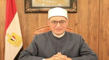 مفتي الجمهورية يُشيد بعمال مصر ويؤكد الإخلاص في العمل طريقُ التنمية وسبيل العزة