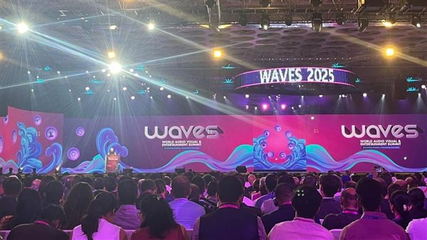 وزير الثقافة يصل مومباي للمشاركة في قمة WAVES العالمية