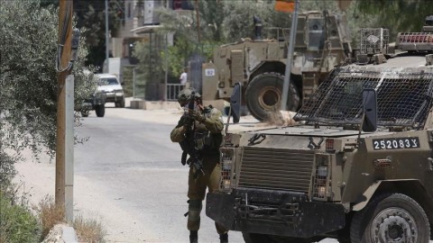 استشهاد فلسطيني وإصابة 7 خلال اقتحام الجيش الإسرائيلي بلدات بالضفة