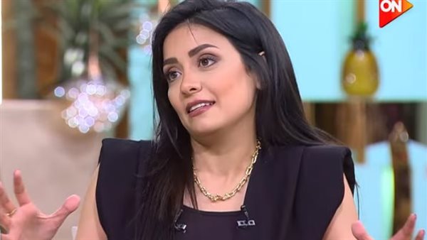 سهر الصايغ تكشف سبب عدم تركها مهنة طب الأسنان بعد شهرتها (فيديو)