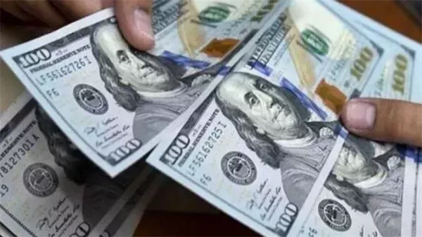 سعر الدولار اليوم الجمعة 2 مايو 2025 بالتعاملات الصباحية في البنوك بعد الانخفاض الأخير