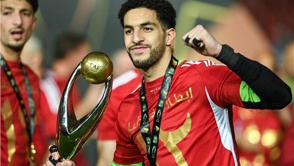 الأهلي يستقر على بديل مصطفي شوبير في حال رحيله