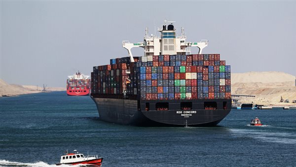إزاي مصر عوضت خساير تراجع إيرادات قناة السويس.. مصدرين مهمين جدا للدولار