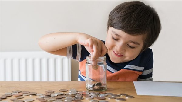 حلول إدخارية مبتكرة.. حسابات للأطفال والشباب بأسهل الإجراءات