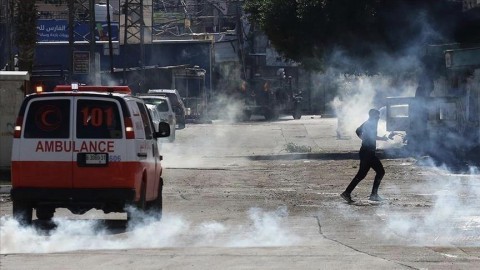 الضفة.. إصابة فلسطينية برصاص الجيش الإسرائيلي في مخيم بلاطة