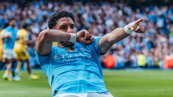 مانشستر سيتي يخشى انتفاضة وولفرهامبتون في الدوري الانجليزي