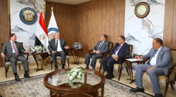 وزير البترول: أرحب برغبة المؤسسة الكورية لبحث الاستثمار بمصر
