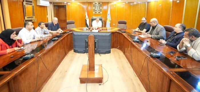 محافظ أسيوط يواصل جهوده لتنشيط السياحة عبر لقاءات مكثفة مع شركات القطاع