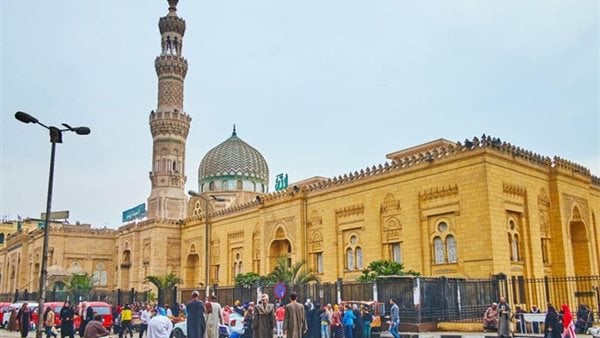 نقل شعائر صلاة الجمعة من مسجد السيدة زينب | بث مباشر