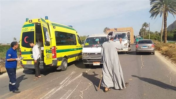 مصرع وإصابة 4 أشخاص في حادث سير بالمنيا