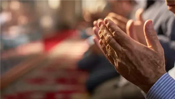 الأزهر للفتوى: يحرم ترك صلاة الجمعة دون عذر معتبر