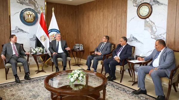 وزير البترول: أرحب برغبة المؤسسة الكورية لبحث الاستثمار بمصر وزير البترول: أرحب برغبة المؤسسة الكورية لبحث الاستثمار بمصر