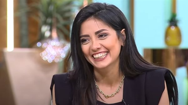 سهر الصايغ تكشف عن فتى أحلامها لأول مرة مع منى الشاذلي.. فنان شهير
