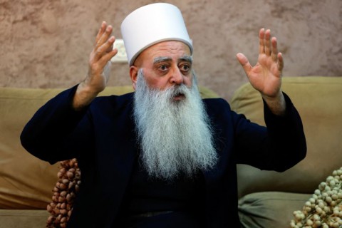 رغم تنديد دروز سوريا.. موفق طريف يشكر نتنياهو ويشيد بانتهاكات إسرائيل لسيادة دمشق