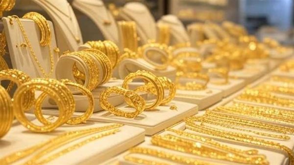 سعر الذهب اليوم الجمعة 2-5-2025 يحقق قفزة قياسية في بداية التعاملات المسائية.. وعيار 21 الآن