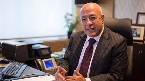 أبو الفتوح: البنك الأهلي يوفر الدولار لمن يحتاج ونتوقع تراجع أسعار الفائدة