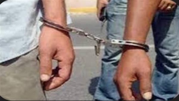 «عاكسوا شقيقته».. ضبط شخصين لإعتدائهما بالضرب على طالب بـ ٦ أكتوبر