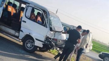 مصرع شخص وإصابة 4 آخرين في حادث تصادم ميكروباص وكارو بالمنيا