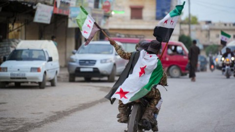 شهداء بقصف إسرائيلي على محافظة السويداء.. والأمن السوري يتحدث عن هجوم مفاجئ لمجموعات عسكرية على حواجزه