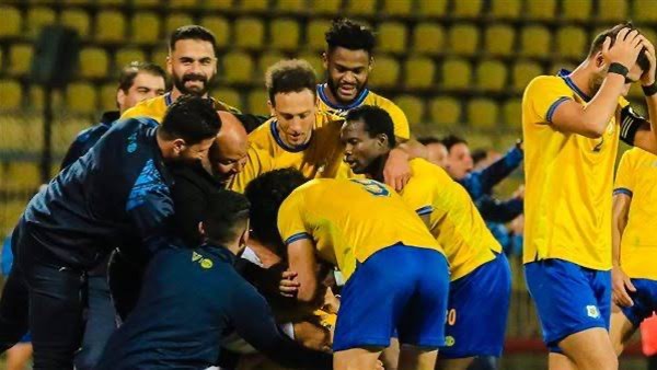 حسني عبدربه: الإسماعيلي يمرض ولا يموت.. والكومي دمر النادي
