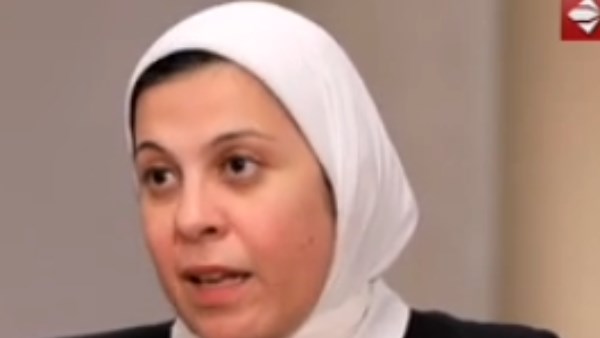 الهلال الأحمر: انتصار السيسي شرفتنا بالزيارة 6مرات وأكدت رعايتها للأنشطة