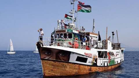 صحيفة: طائرة إسرائيلية حلقت قرب مالطا قبل مهاجمة سفينة مساعدات لغزة