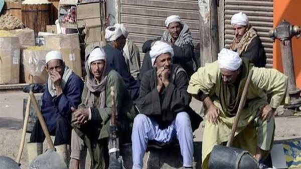 موعد صرف منحة عيد العمال للعمالة غير المنتظمة بعد الزيادة الجديدة