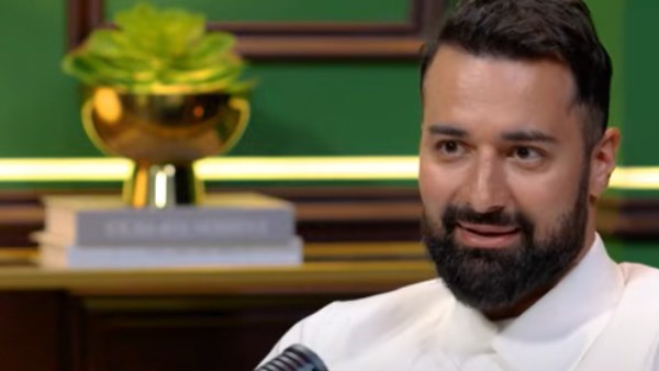 أحمد حاتم : قدمت شخصية الملحد بسبب ظروف تربيته وعلاقته بوالده