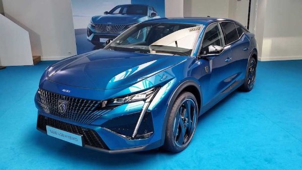 أسعار بيجو 408 موديل 2025 في الإمارات .. مواصفات وصور