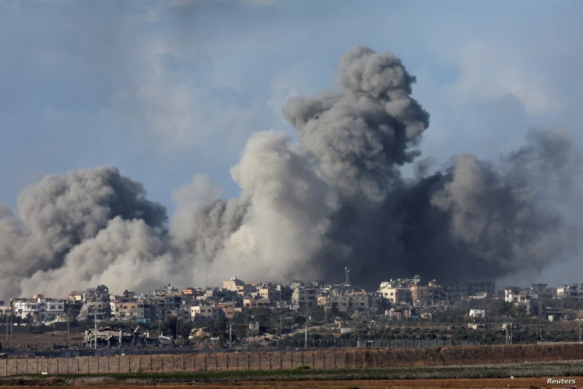 استشهاد 13 فلسطينيا في قصف إسرائيلي على خان يونس جنوب قطاع غزة