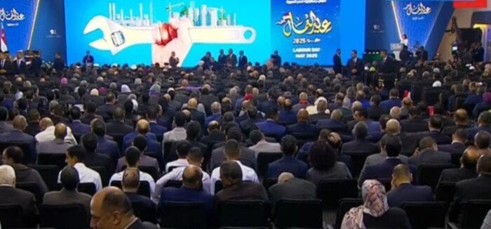 بحضور الرئيس السيسي.. بدء احتفالية عيد العمال 2025 بالسويس