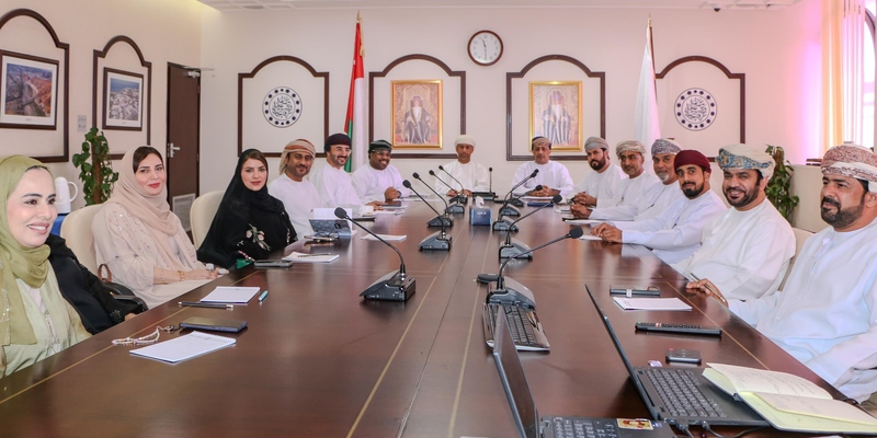 لجنة المؤسسات الصغيرة والمتوسطة بالغرفة تناقش مبادرات نوعية لدعم روّاد الأعمال