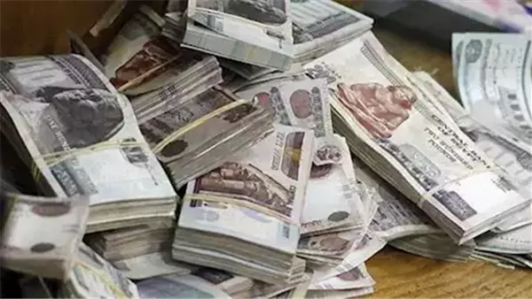 ضبط 8 ملايين جنيه خلال حملة أمنية على السوق السوداء بالمحافظات