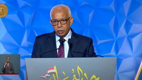 رئيس اتحاد نقابات عمال مصر: مصر شهدت في عهد السيسي طفرة تنموية