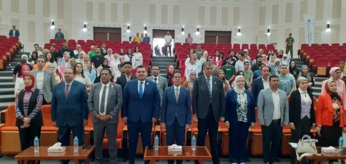 رئيس جامعة بنها: الذكاء الاصطناعي شريكا فعالا في الإبداع والتطوير