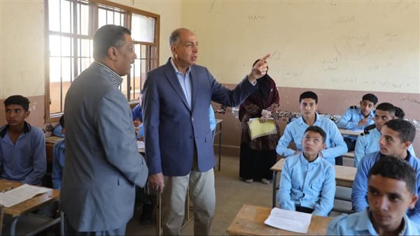 محافظ المنيا يتفقد مدرسة أبوقرقاص الثانوية الصناعية وأعمال إنشاء المستشفى المركزي