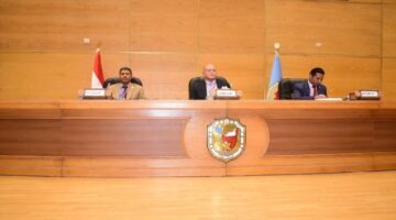 رئيس جامعة سوهاج يفتتح المؤتمر العلمي الأول لقسم المناهج بكلية علوم الرياضة